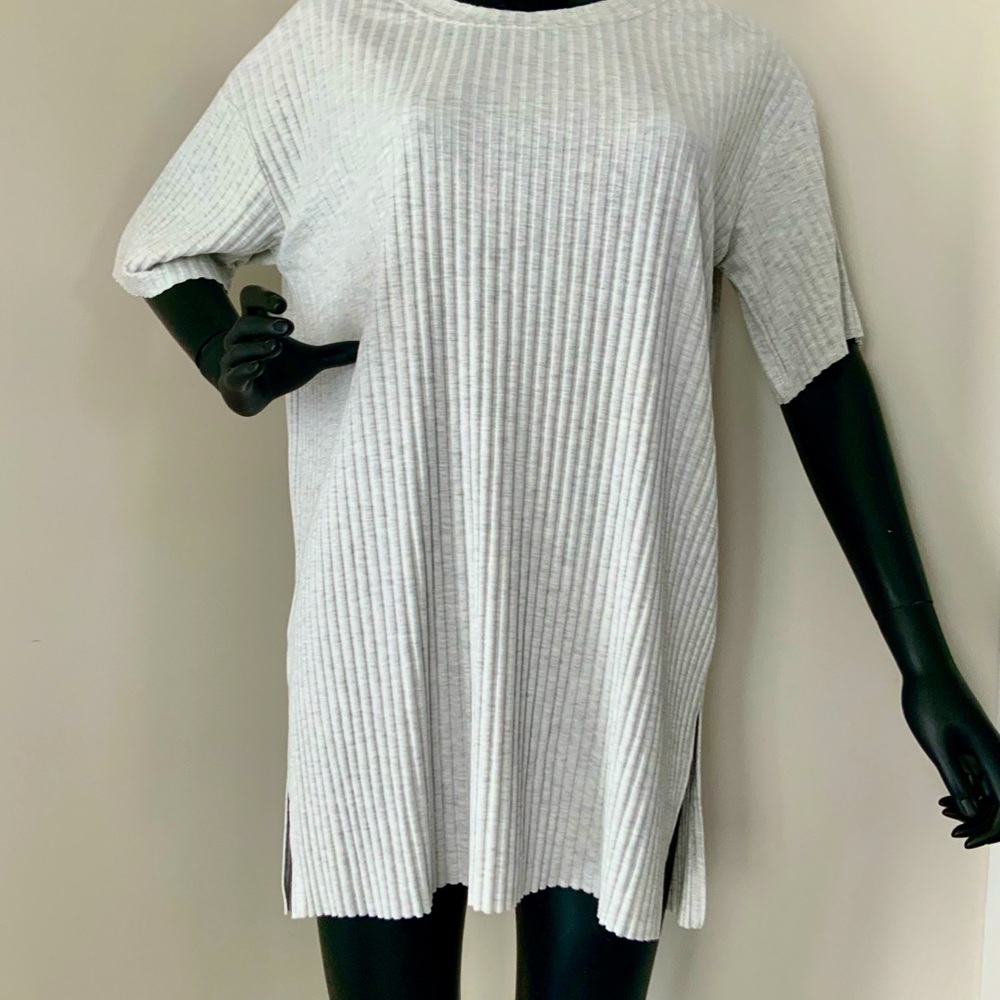 H&M elevated basics textured tunic T-shirt